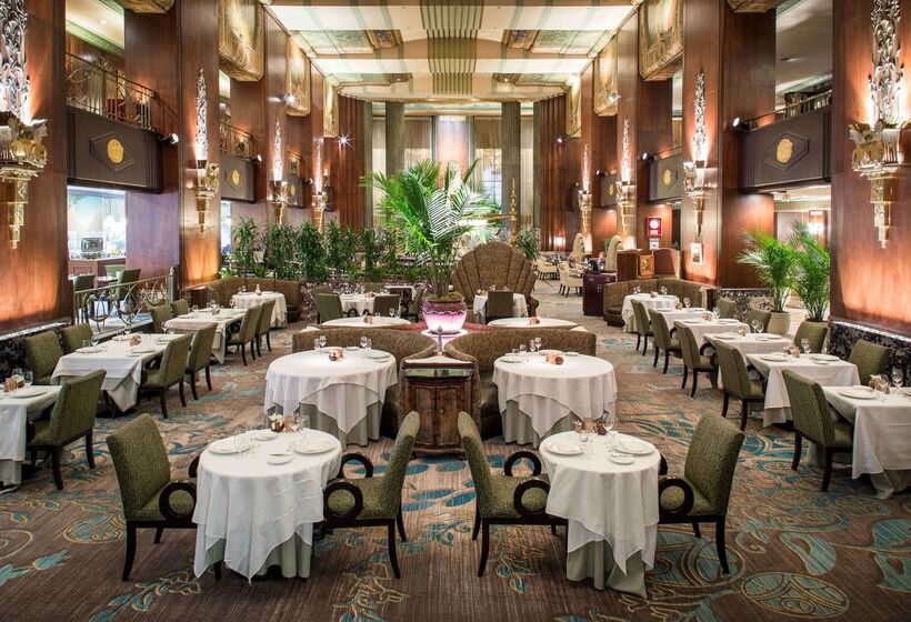 בית מלון כפרי Hilton Cincinnati Netherland Plaza