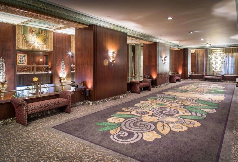 בית מלון כפרי Hilton Cincinnati Netherland Plaza