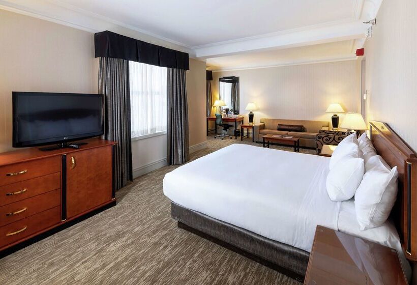 בית מלון כפרי Hilton Cincinnati Netherland Plaza