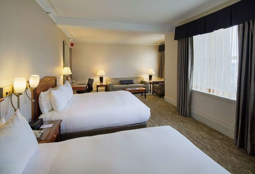 בית מלון כפרי Hilton Cincinnati Netherland Plaza