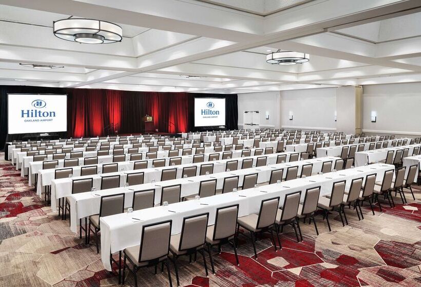 فندق Hilton Oakland Airport