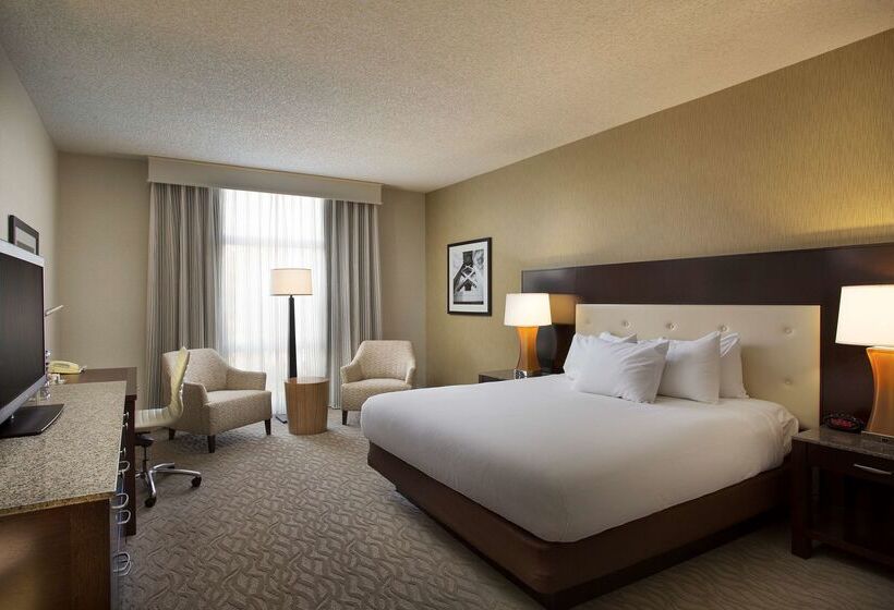 فندق Hilton Oakland Airport