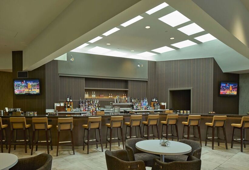 ホテル Hilton Raleigh North Hills