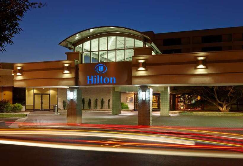 ホテル Hilton Raleigh North Hills