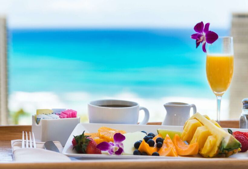 בית מלון כפרי Hilton Waikiki Beach Resort & Spa