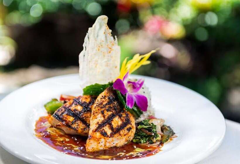 בית מלון כפרי Hilton Waikiki Beach Resort & Spa