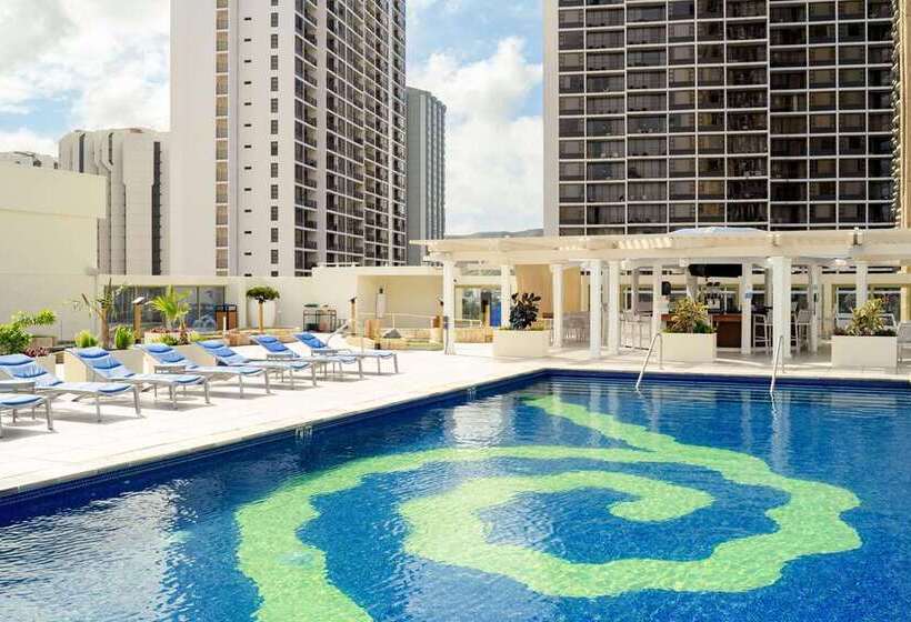 בית מלון כפרי Hilton Waikiki Beach Resort & Spa