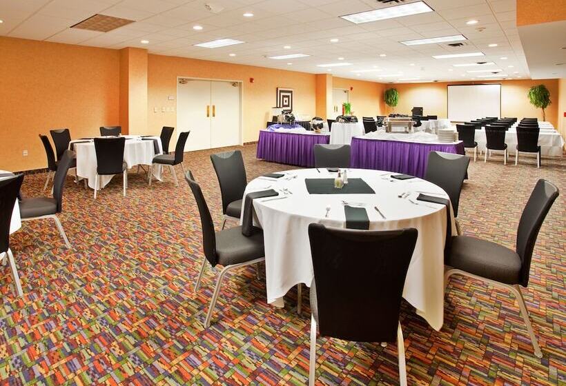 酒店 Holiday Inn At The Campus, An Ihg