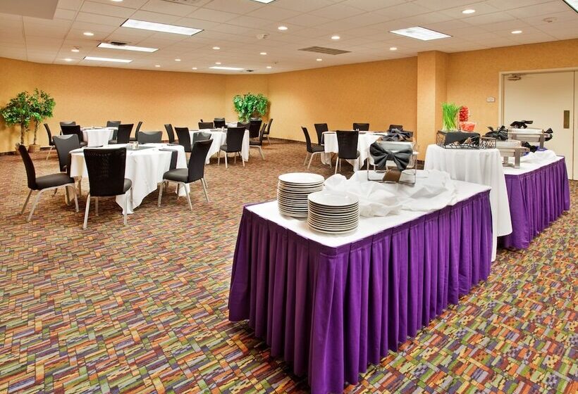 酒店 Holiday Inn At The Campus, An Ihg