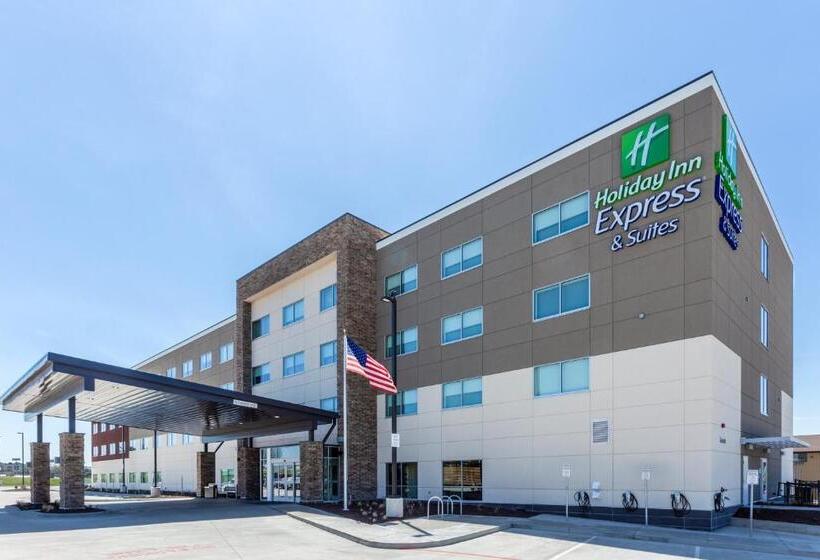 Отель Holiday Inn Express & Suites Springfield North, An Ihg
