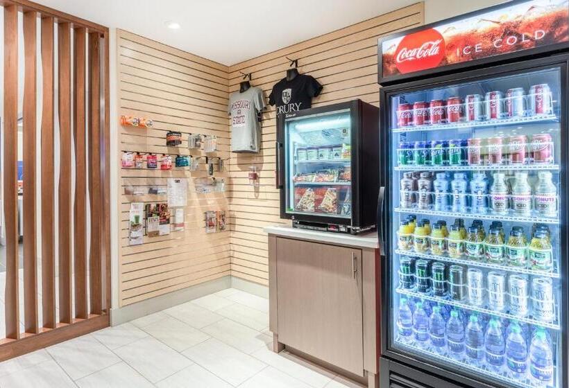 Отель Holiday Inn Express & Suites Springfield North, An Ihg