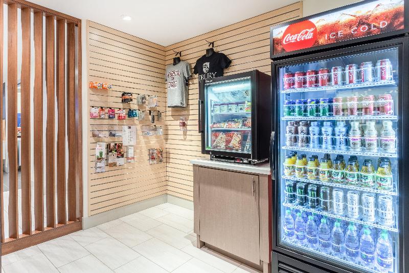 Отель Holiday Inn Express & Suites Springfield North, An Ihg