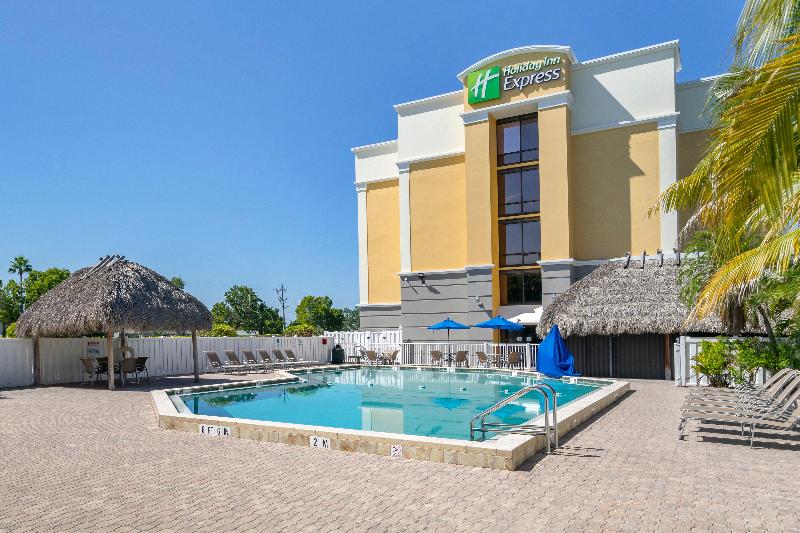 فندق Holiday Inn Express Cape Coral Fort Myers Area, An Ihg