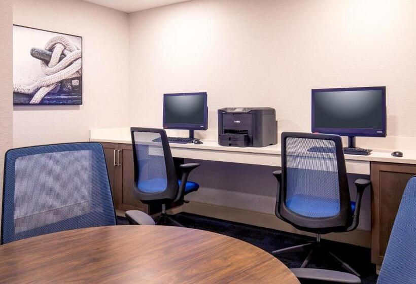 호텔 Holiday Inn Newport News Hampton, An Ihg