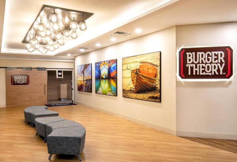 호텔 Holiday Inn Newport News Hampton, An Ihg