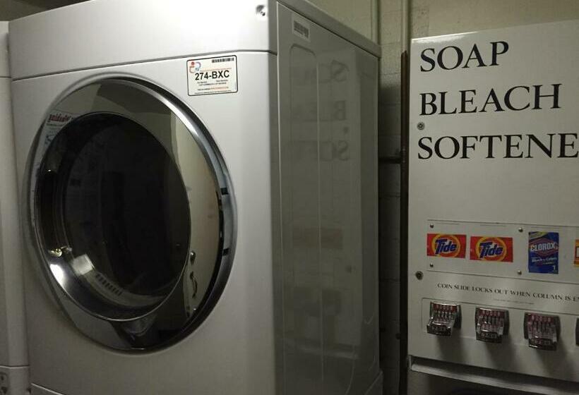 فندق Hollywood Orchid Suites