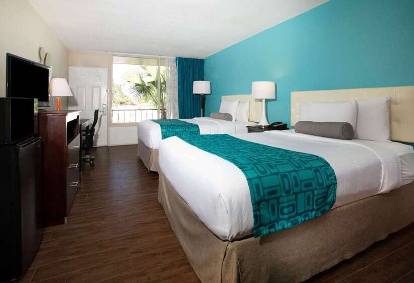 فندق Howard Johnson By Wyndham Lakeland