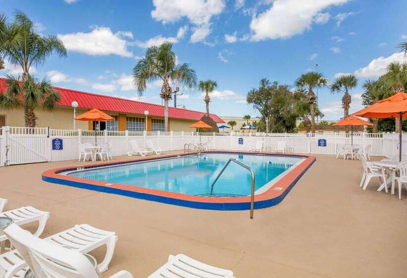 فندق Howard Johnson By Wyndham Lakeland