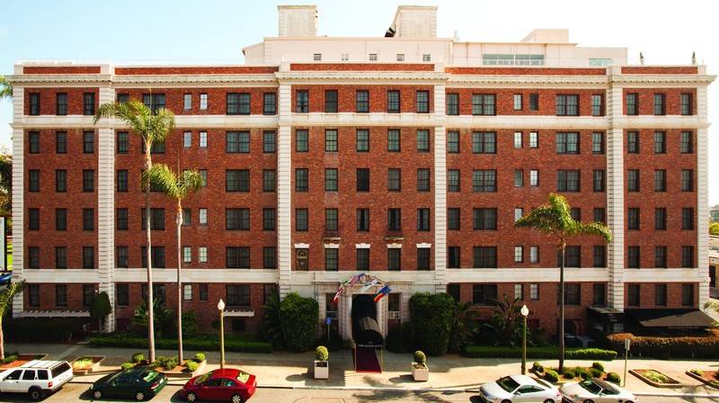 فندق Inn At The Park