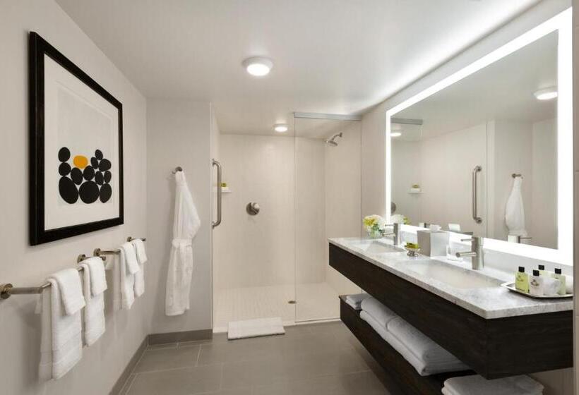 هتل Intercontinental St. Paul Riverfront, An Ihg