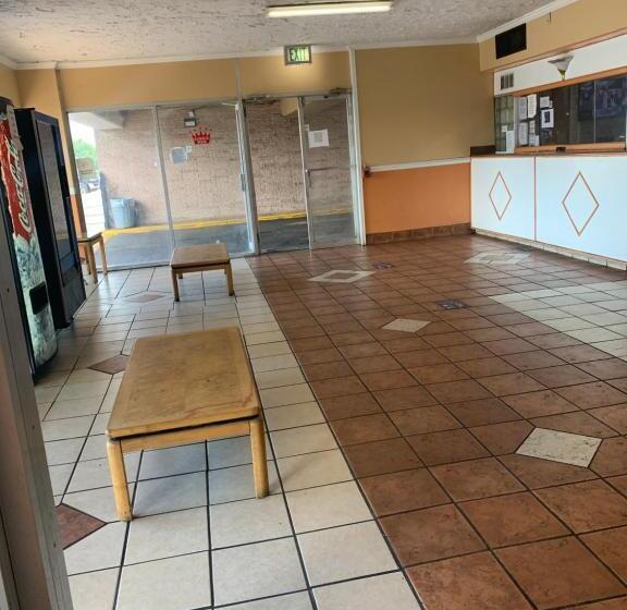 호텔 Kings Inn Civic Center/uab