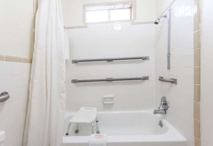 فندق Knights Inn Hurricane Mills