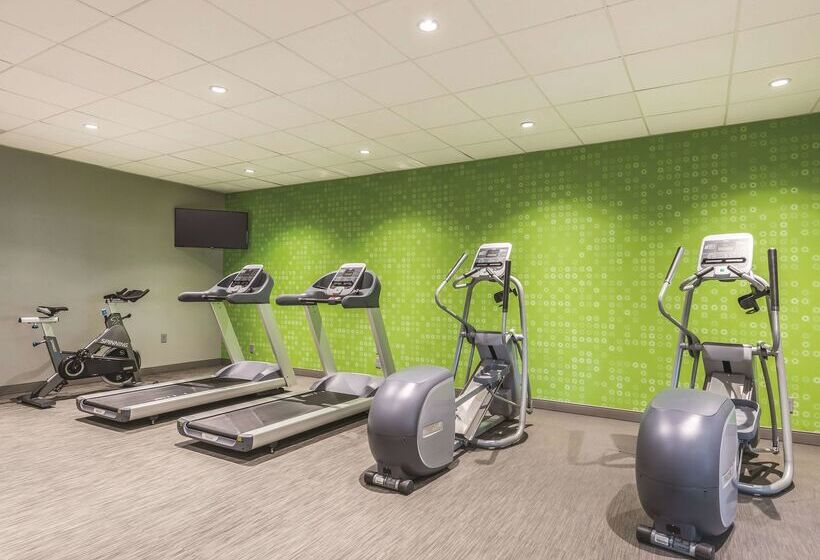 酒店 La Quinta By Wyndham Cincinnati Sharonville