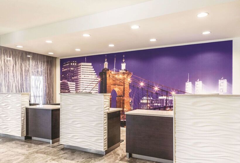 酒店 La Quinta By Wyndham Cincinnati Sharonville