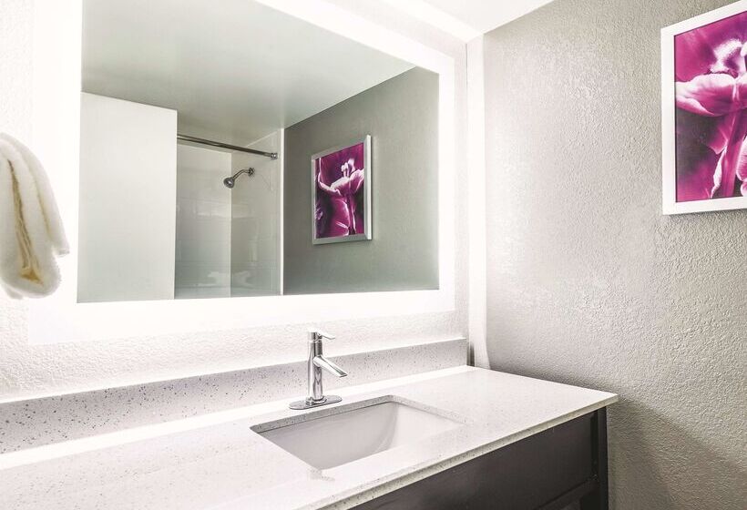 酒店 La Quinta By Wyndham Cincinnati Sharonville