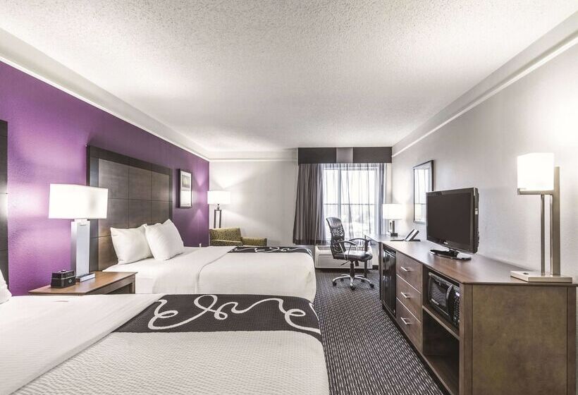 酒店 La Quinta By Wyndham Cincinnati Sharonville