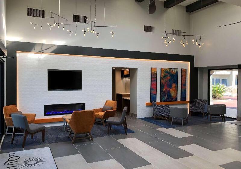 فندق La Quinta By Wyndham Ft. Myers   Sanibel Gateway