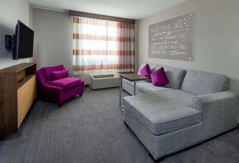 בית מלון כפרי Hilton Garden Inn Los Angeles Airport