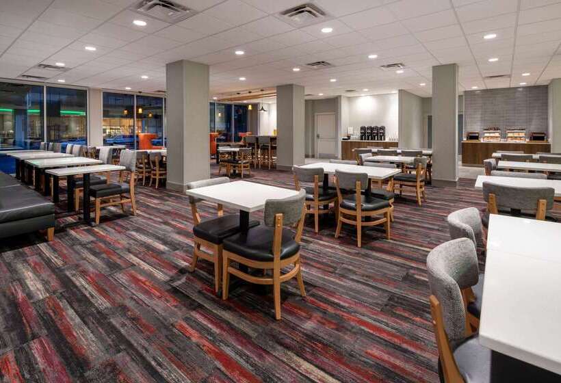 בית מלון כפרי Hilton Garden Inn Los Angeles Airport