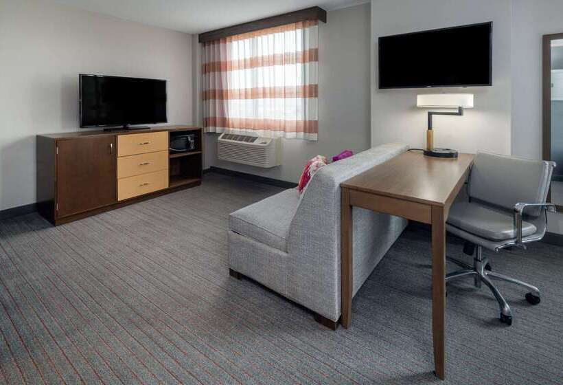 בית מלון כפרי Hilton Garden Inn Los Angeles Airport