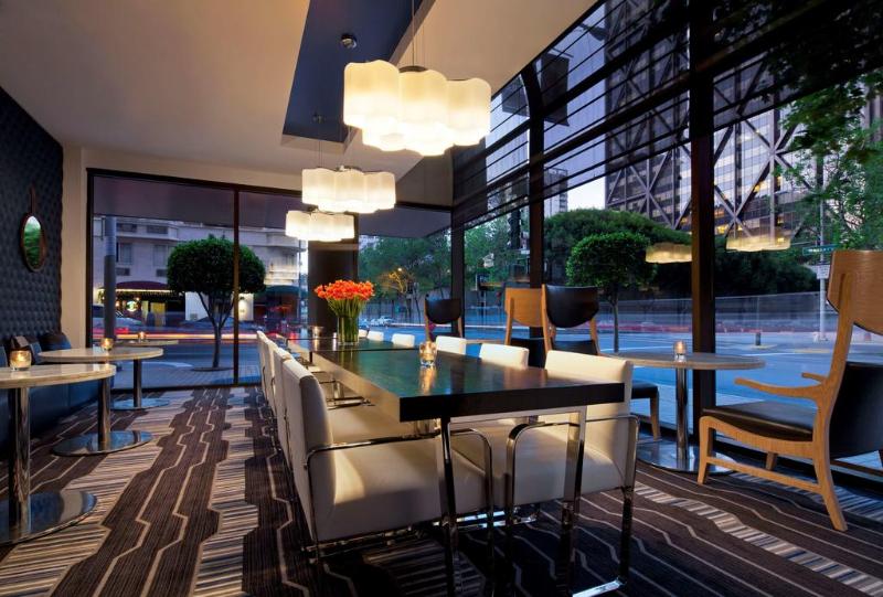 فندق The Jay, Autograph Collection