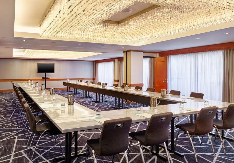 فندق The Jay, Autograph Collection