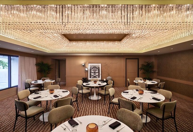 فندق The Jay, Autograph Collection