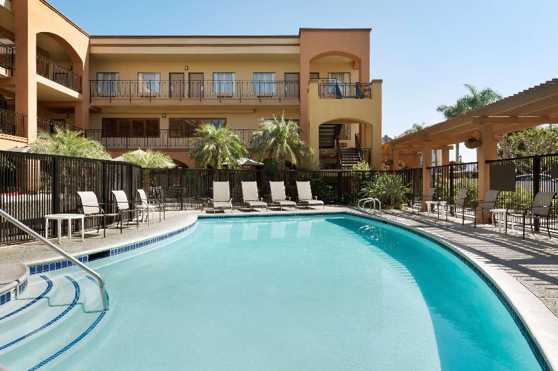 فندق Mainstay Suites Orange County John Wayne Airport