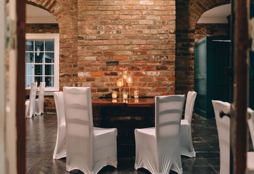 هتل Maison Saint Charles