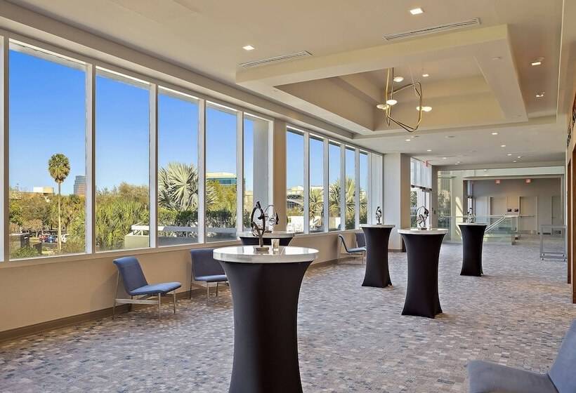 Отель Marriott Orlando Downtown