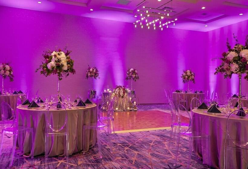 Отель Marriott Orlando Downtown