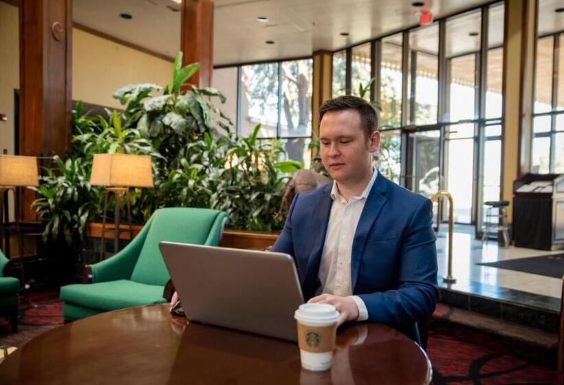 בית מלון כפרי Mcm Elegante