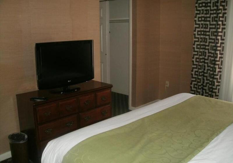 فندق Merry Acres Inn