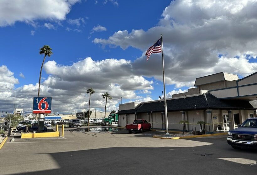 هتل Studio 6 Suites Mesa Az Near Downtown & Sloan Park