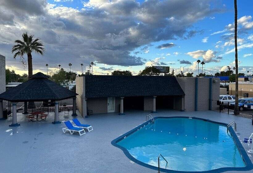 هتل Studio 6 Suites Mesa Az Near Downtown & Sloan Park
