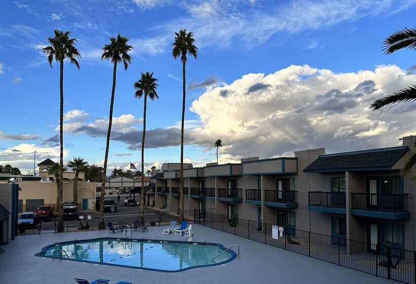 هتل Studio 6 Suites Mesa Az Near Downtown & Sloan Park
