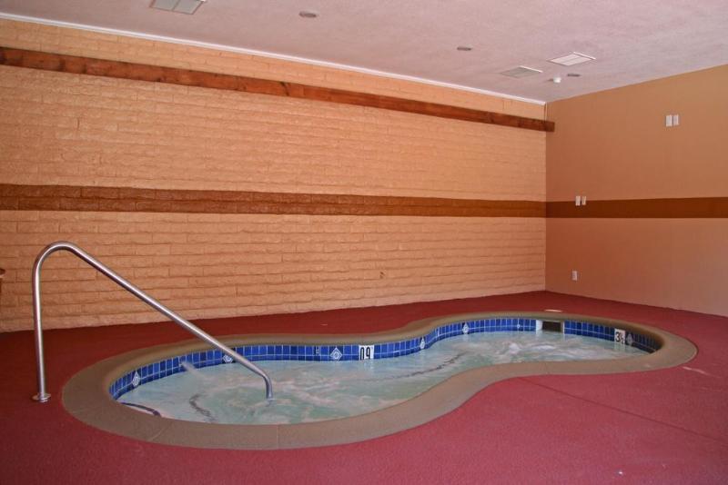 هتل Studio 6 Suites Mesa Az Near Downtown & Sloan Park