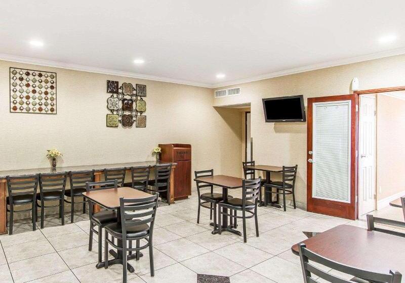 هتل Studio 6 Suites Mesa Az Near Downtown & Sloan Park