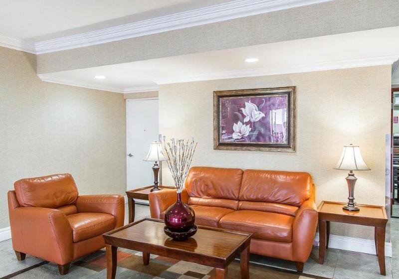 هتل Studio 6 Suites Mesa Az Near Downtown & Sloan Park