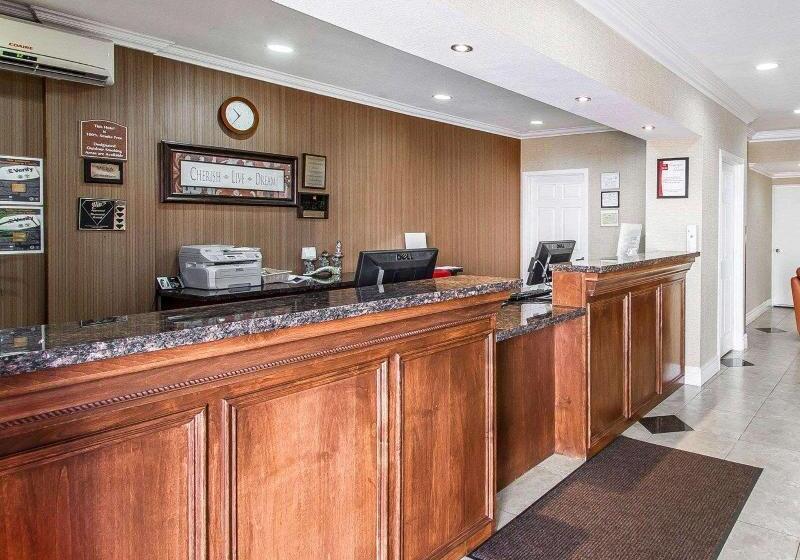 هتل Studio 6 Suites Mesa Az Near Downtown & Sloan Park